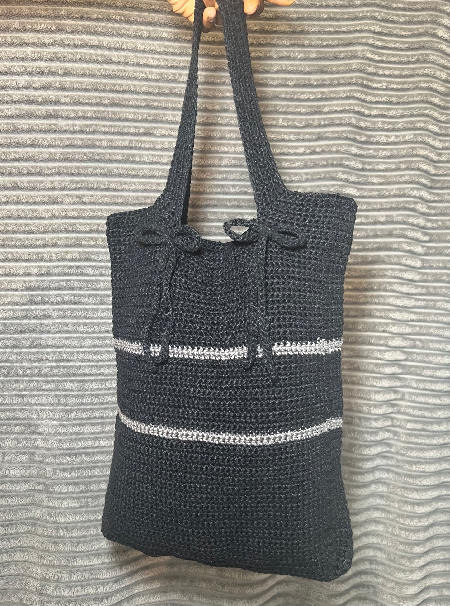 Black stripped bow tote bag